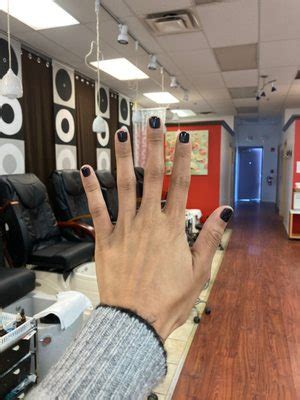 Nail shop on 83rd - 602-424-9996. From Business: Salon Boutique is a chain of beauty salons that provides a range of body care services. It maintains several facilities throughout Texas and Arizona. The chain…. 21. Evergreen Nails & Spa. Nail Salons. 13814 N 51st Ave, Glendale, AZ, 85306. 